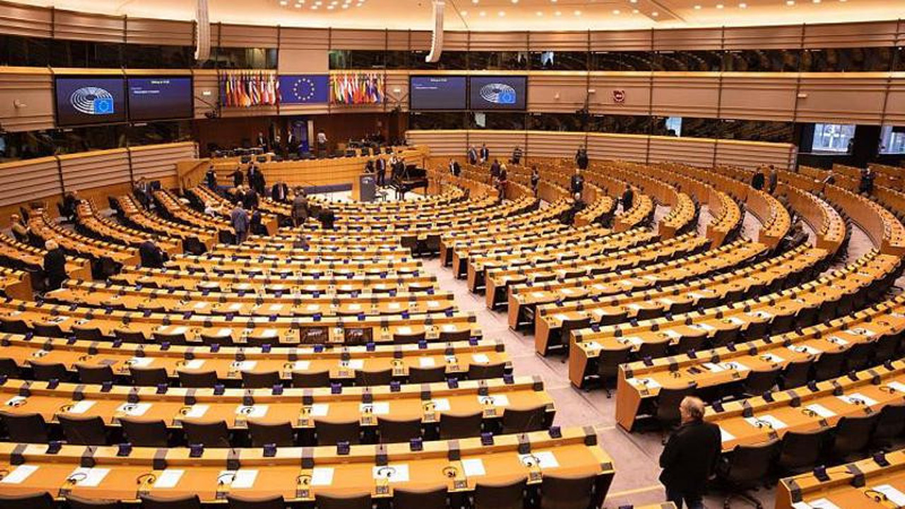 Türkiye-Yunanistan sınırı AP'nin gündeminde: Göçmenlerin Türkiye'ye dönüşlerini hızlandıracağız