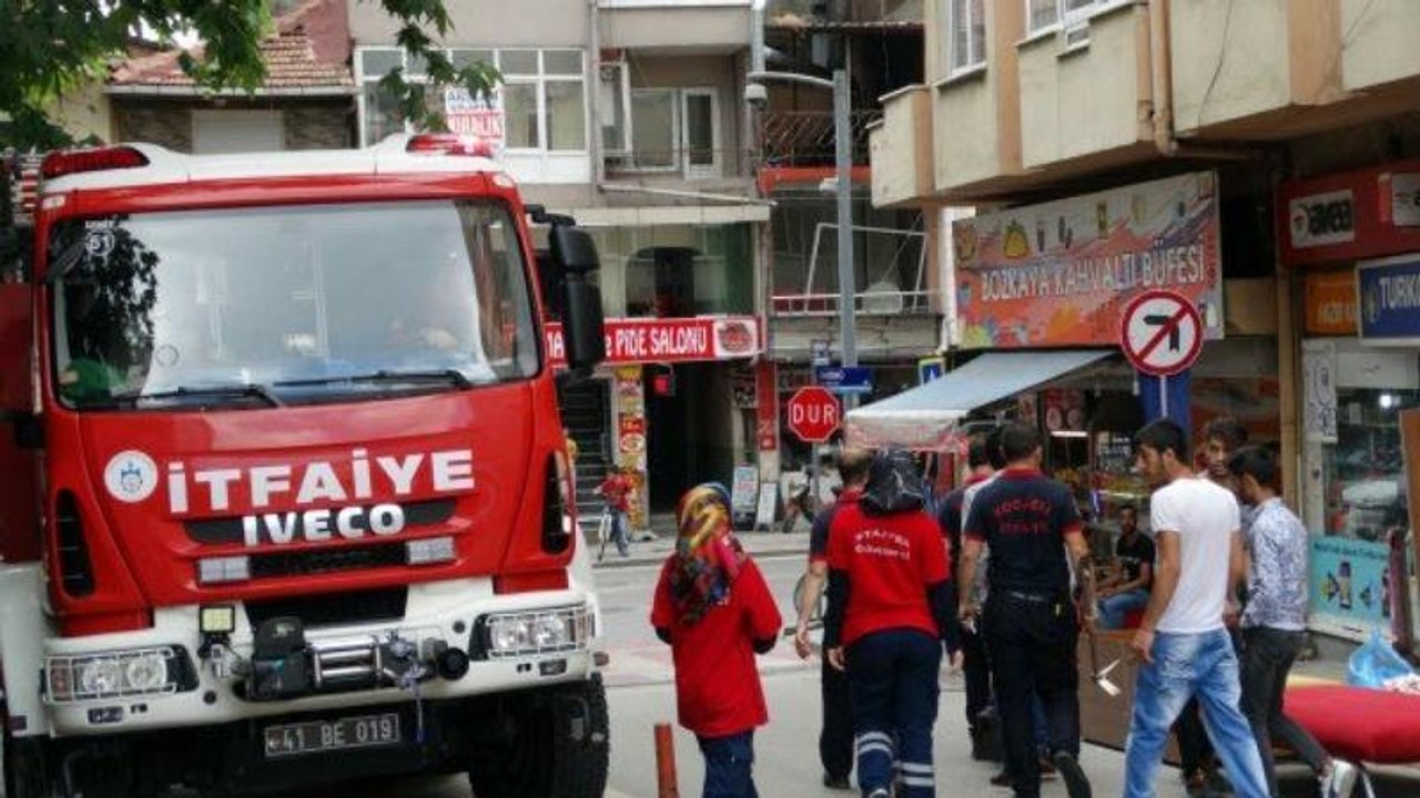 Kendisini odasına kilitleyen kişi için itfaiye devreye girdi