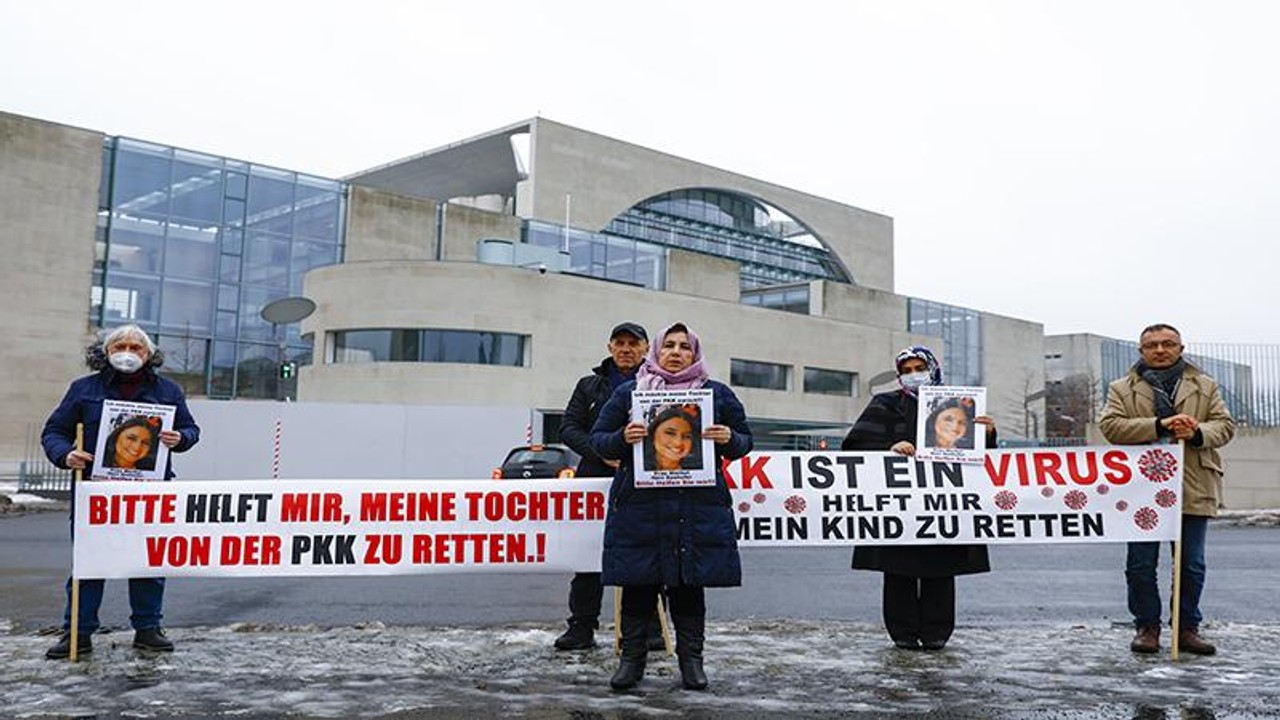 Almanya'da PKK tarafından kızı kaçırılan Maide annenin eylemi sürüyor