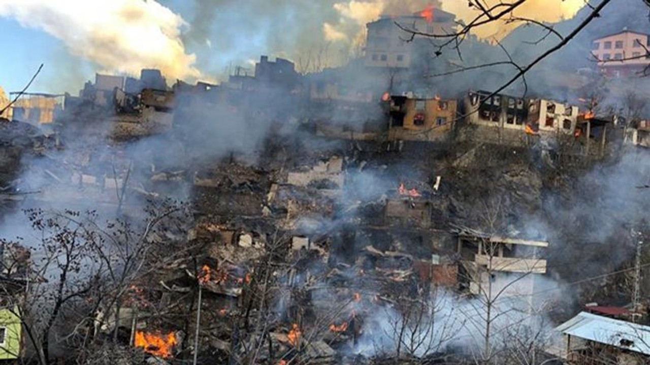 Bakan Kurum'dan Artvin'deki yangınla ilgili açıklama