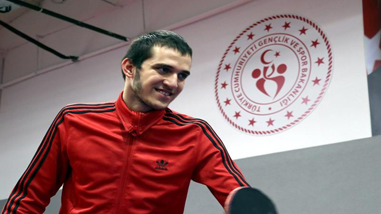 Otizmli Arda'nın ilacı 'koşulsuz sevgi' ve 'eğitim' oldu