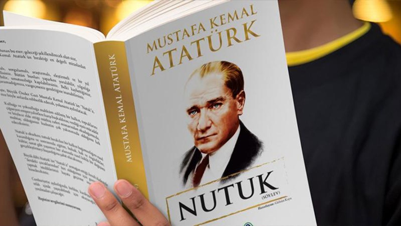 Nutuk’u yasaklayan müdür görevden alındı