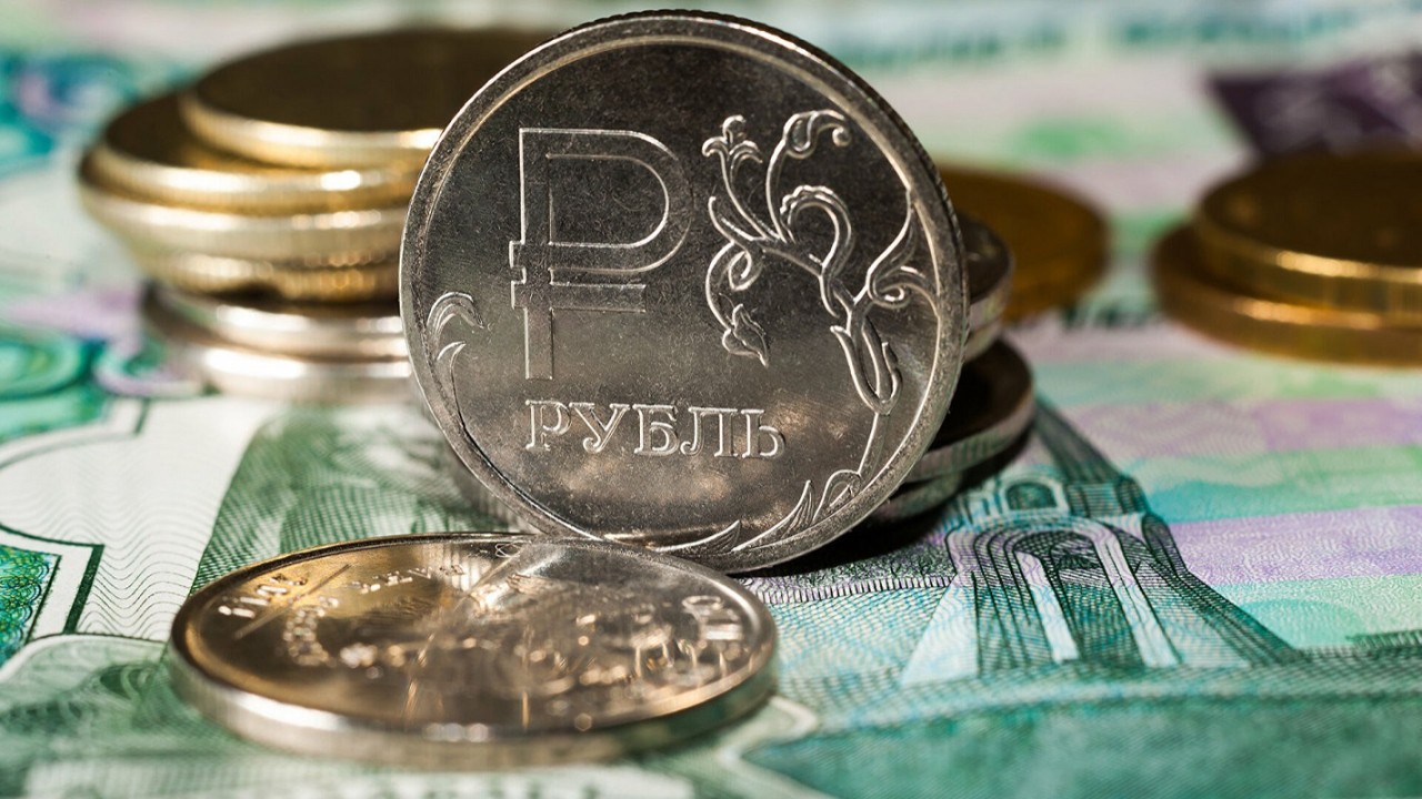 Rusya' rezerv ruble trilyon