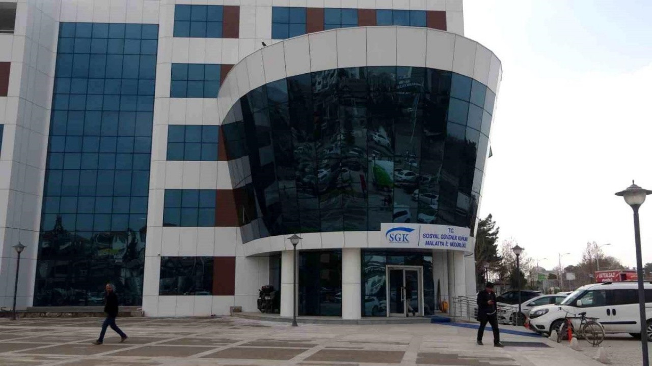 Malatyalı depremzedelerden EYT başvurusu
