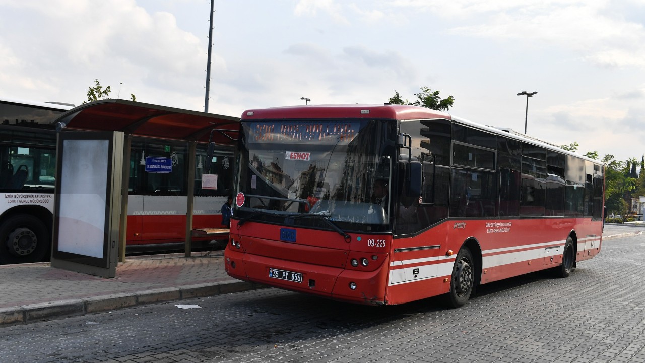 İzmir'de toplu taşımaya yüzde 48 zam geldi