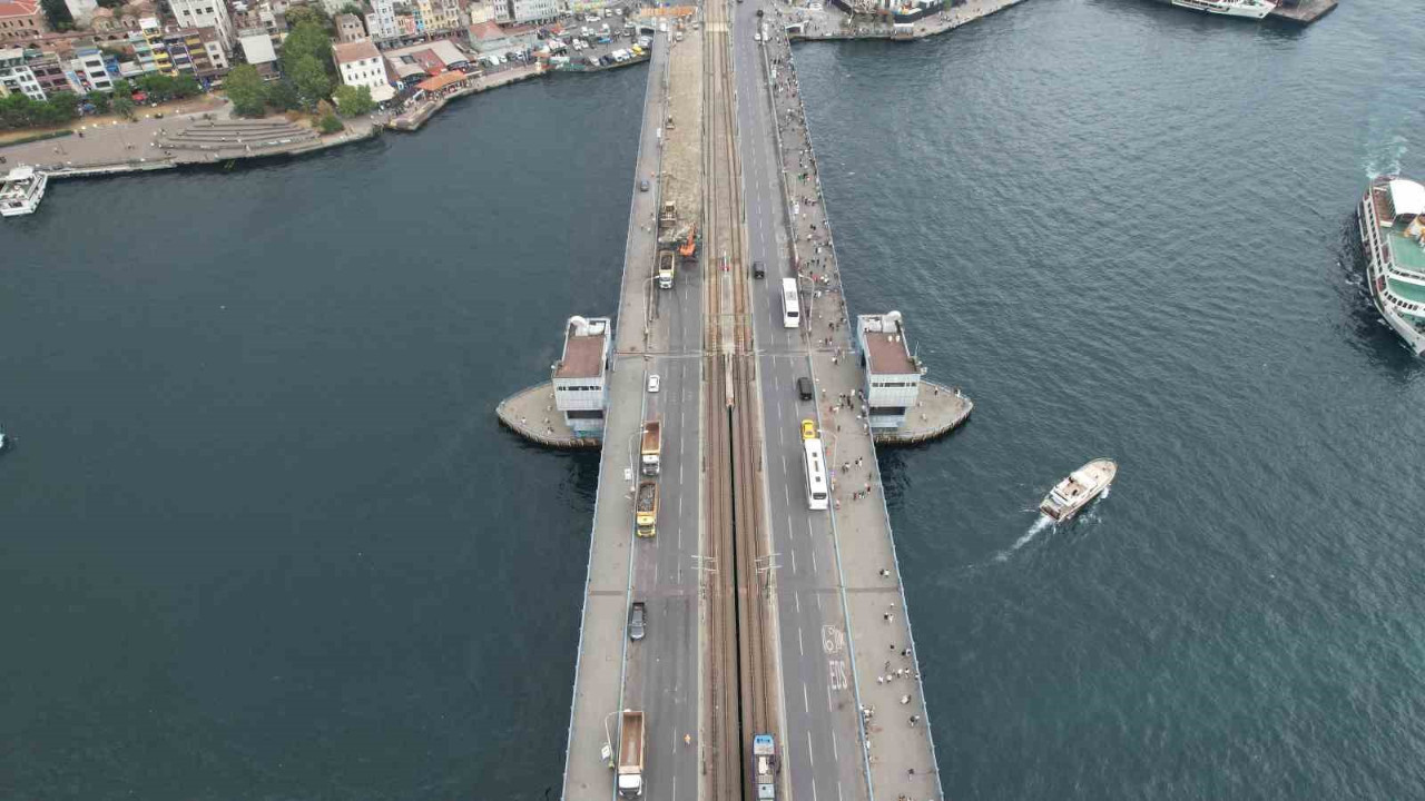Yeni Galata Köprüsü trafiğe kapatıldı