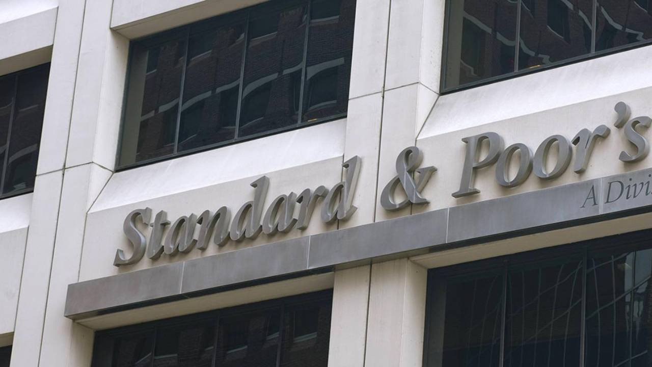 Standard & Poor's'tan Türkiye kararı
