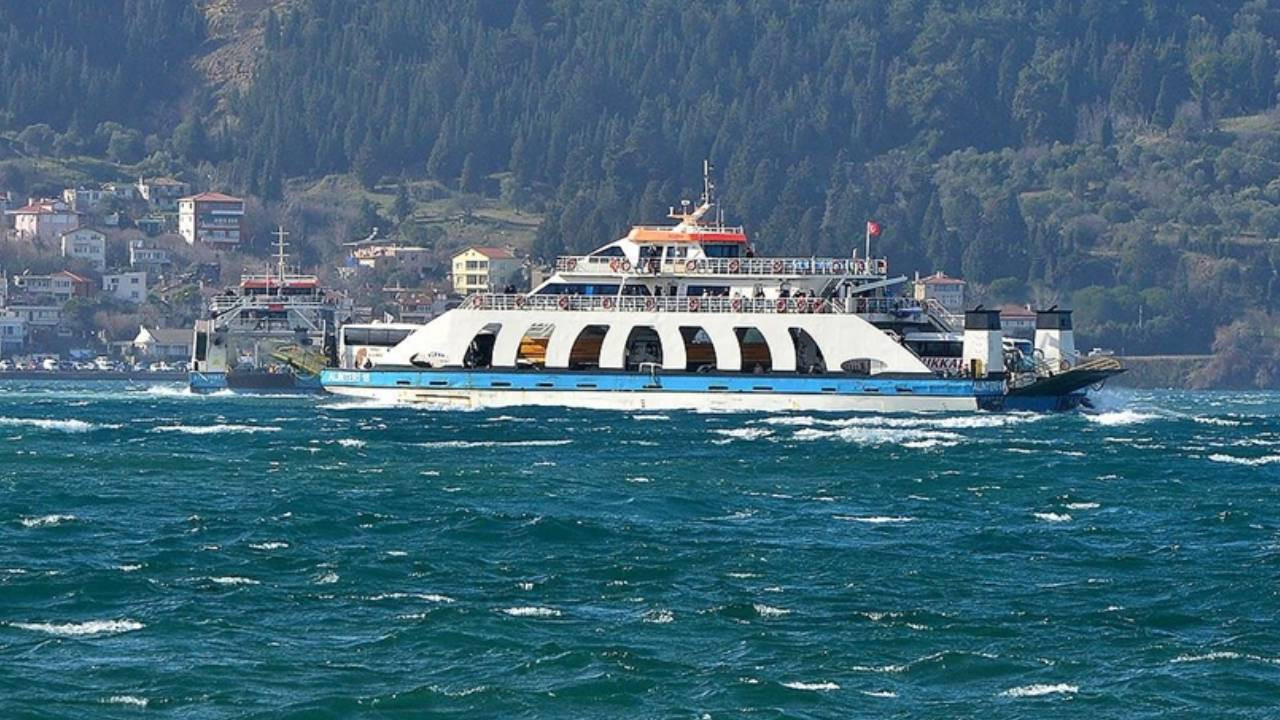 Yarınki tüm feribot seferleri iptal edildi! Bozcaada ve Gökçeada’ya gidecekler dikkat
