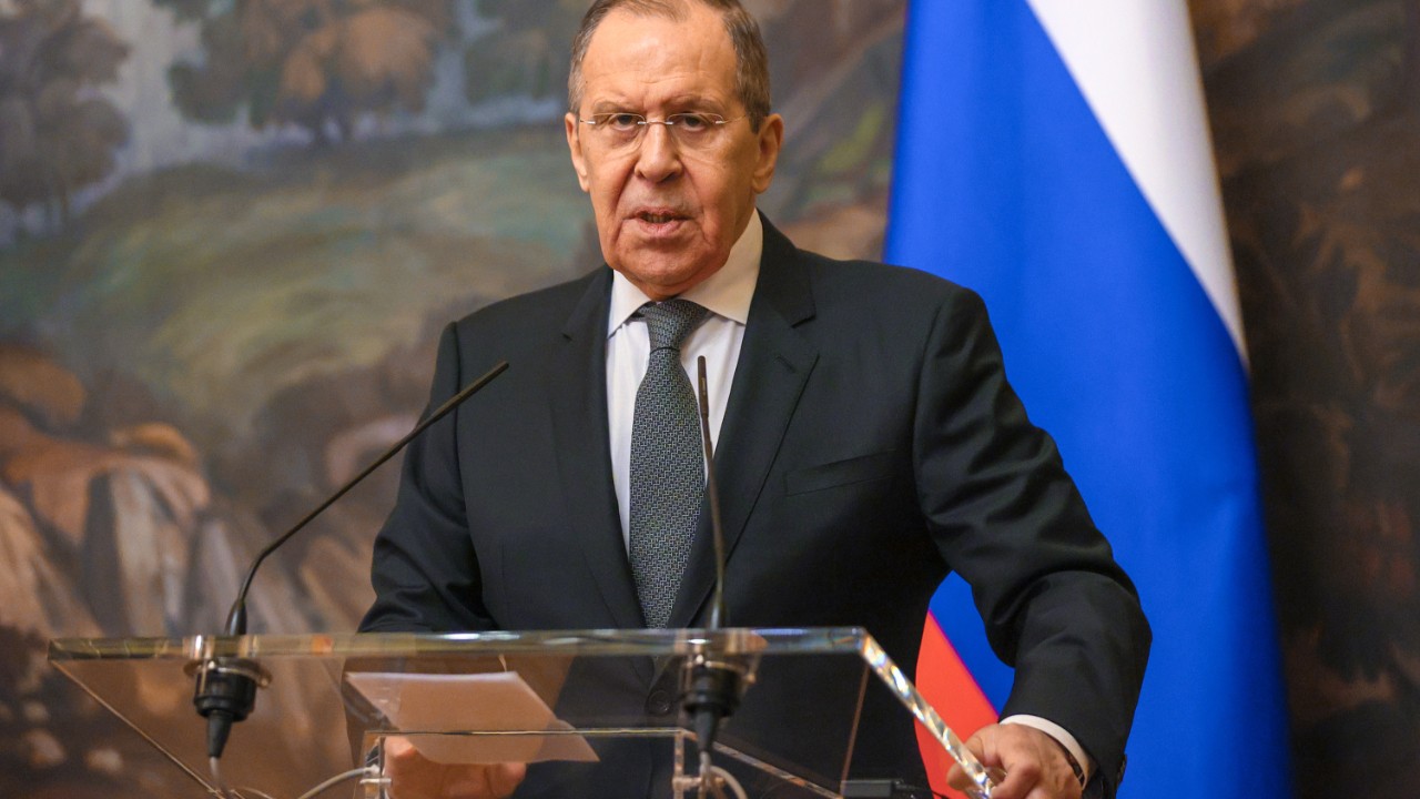 Lavrov: Napolyon'u da Hitler'i de yendik ve Rusya hep daha güçlendi...