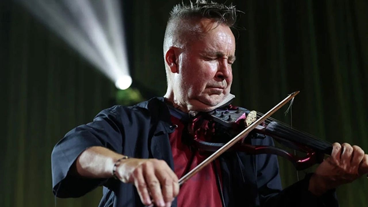 Guinness Rekorlar Kitabı'na giren Nigel Kennedy Türkiye'de konser verecek