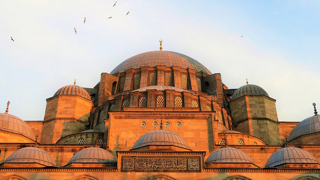 Arefe Günü ne zaman? Allah katında Arefe Gününün önemi ve kıymeti nedir?