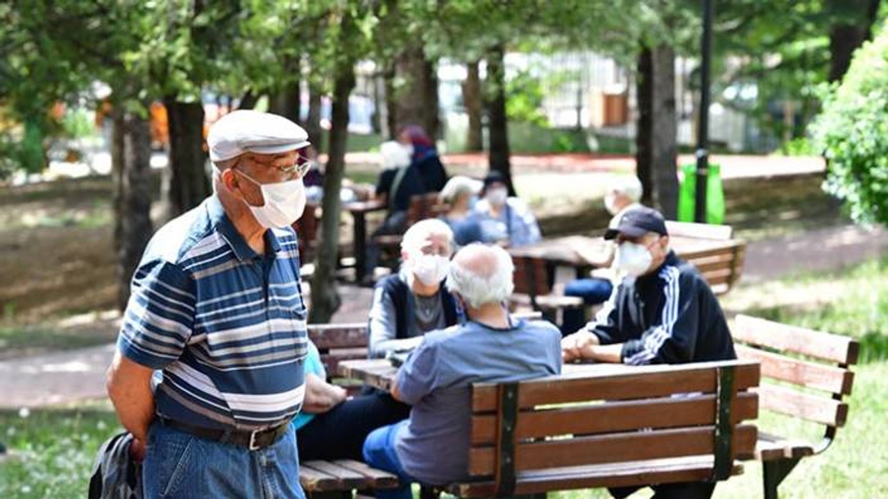 En az emekliye sahip olan iller belli oldu! O şehir dikkat çekti! Bursa'da kaç emekli var? En çok emekli hangi ilde?