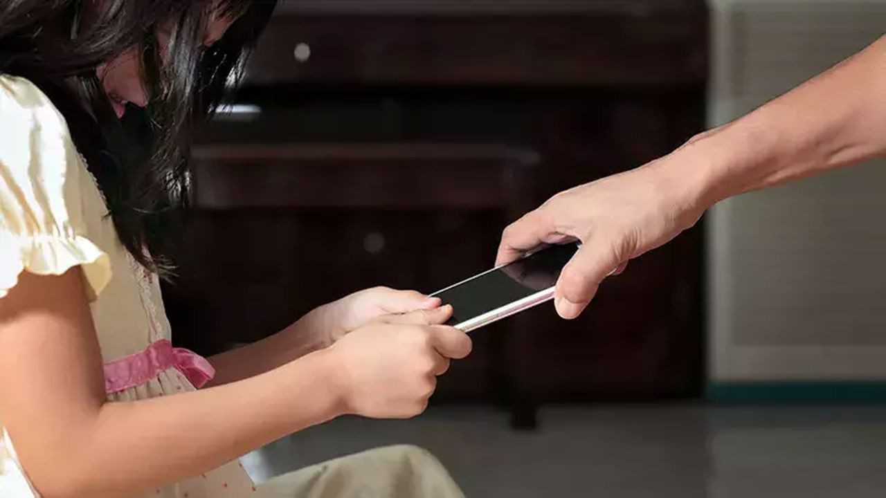 'Dijital oyunlar büyük bir tehdit': Çocuklar risk altında