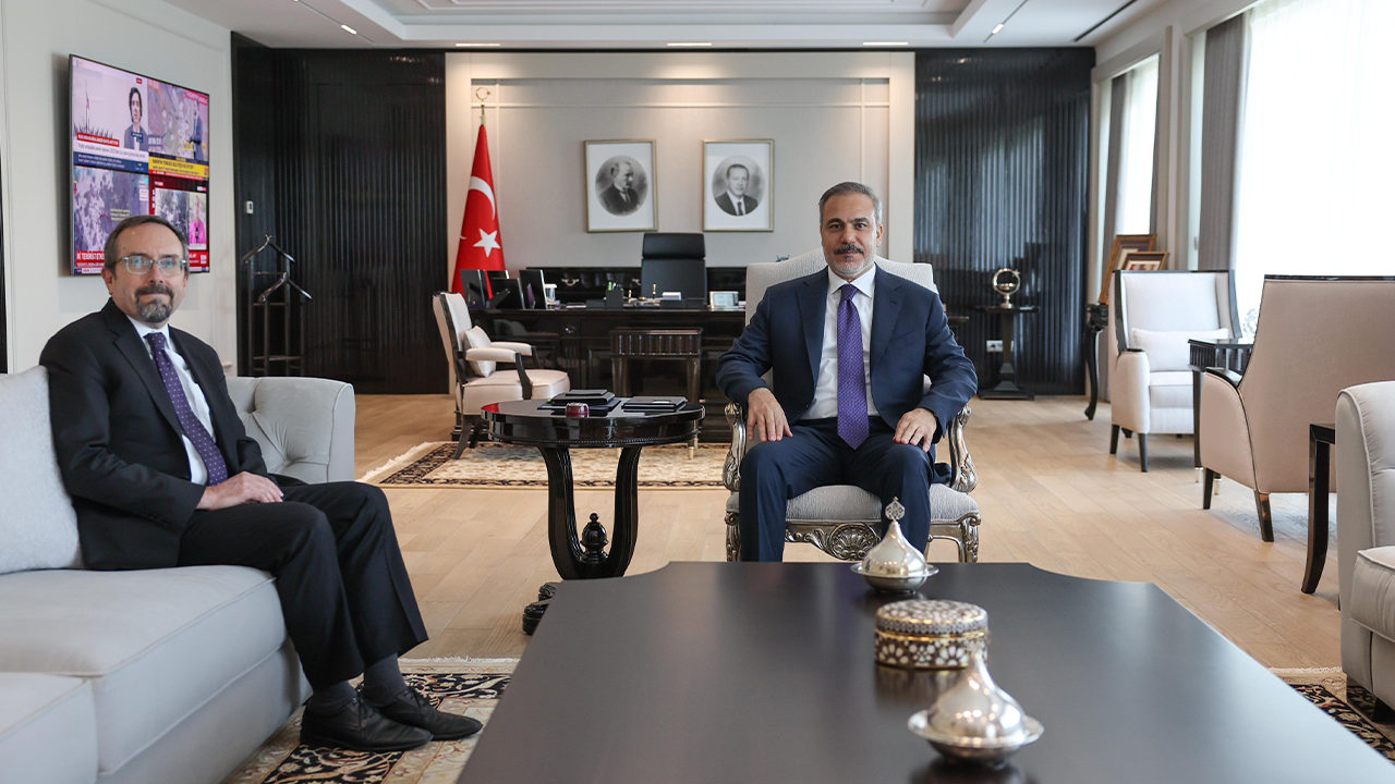 Hande Fırat: Türkiye ABD'ye 25 maddelik liste verdi, Hande Fırat yazı, Türkiye ABD görüşmesi
