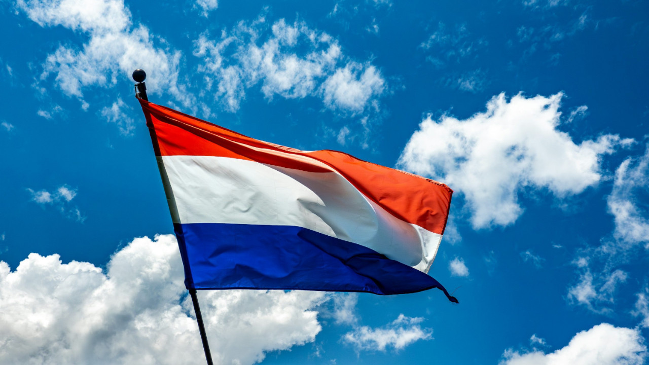 Hollanda'dan vatandaşlarına çağrı: Evde nakit para tutun