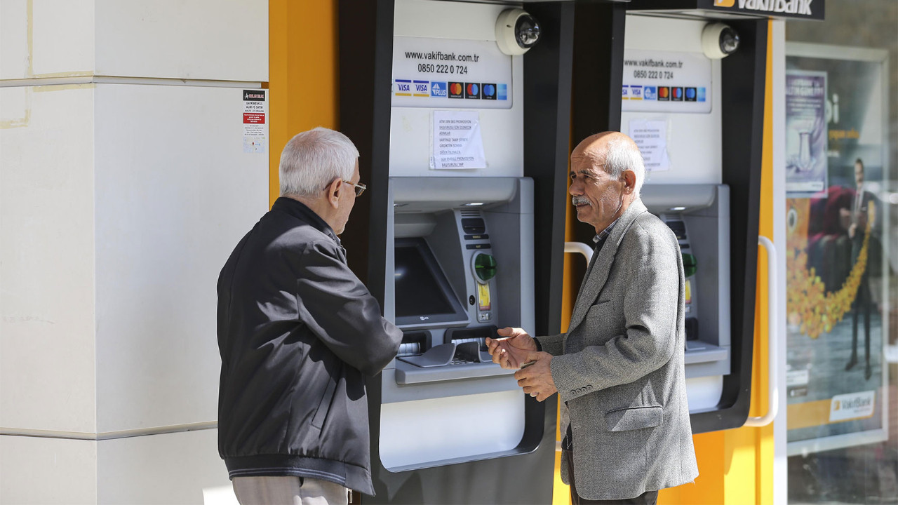 Emekliler için kritik 6 gün! SGK uzmanı 'Kesin' dedi ve açıkladı: Emekli maaşlarına yüzde 20 zam!