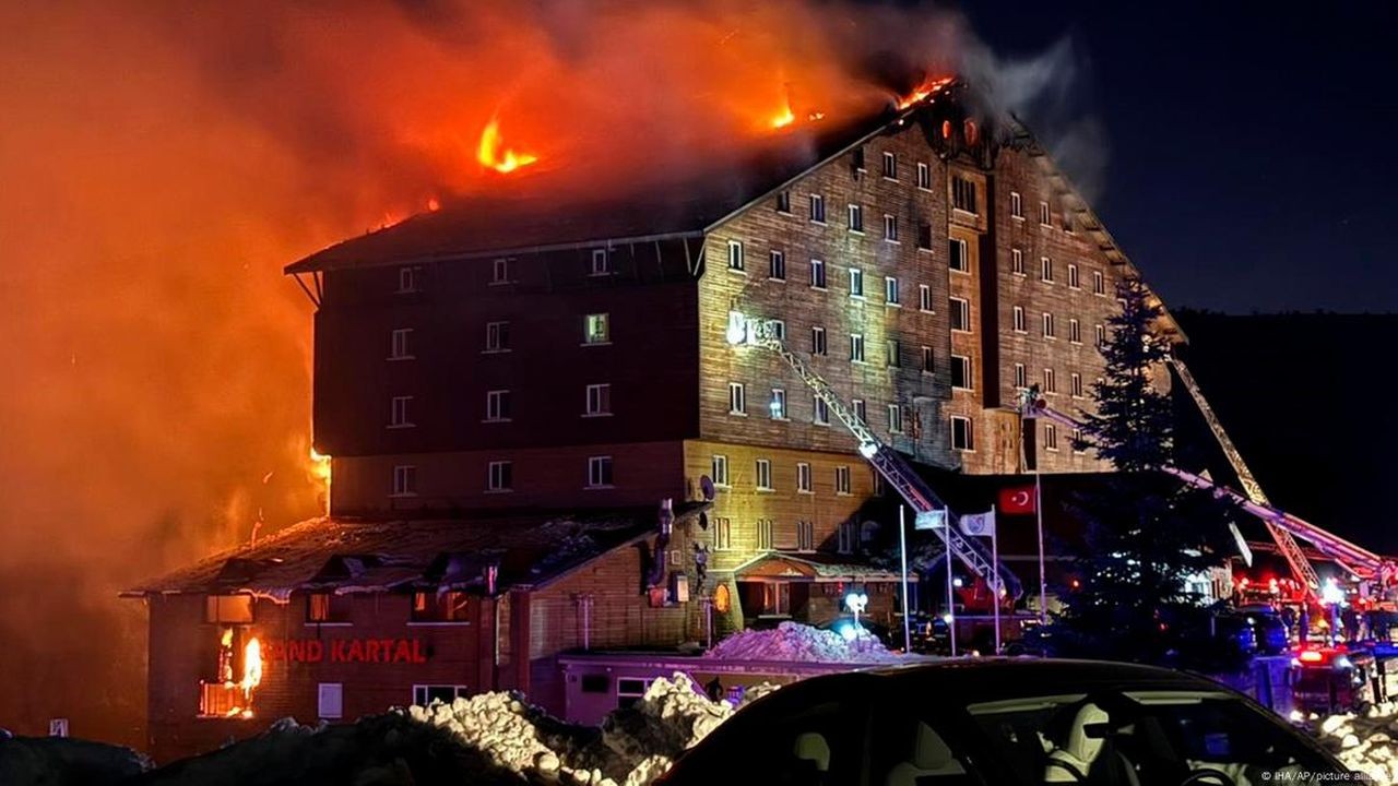 78 kişinin hayatına mâl olan Grand Kartal Otel kaçak mı? Bakanlıktan açıklama geldi