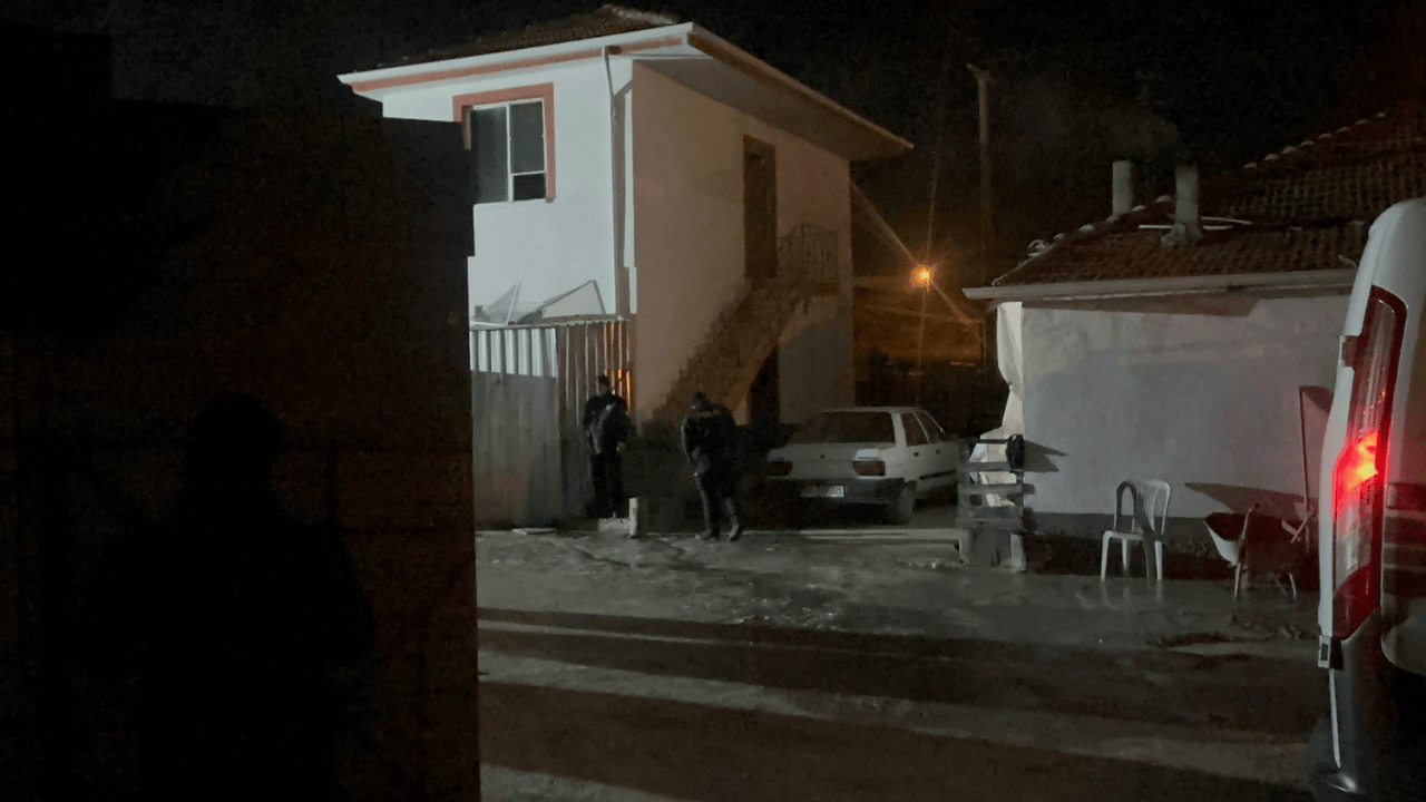 Elektrikli soba yine can aldı: Ankara'da elektrikli sobadan çıkan yangında 1 kişi yaşamını yitirdi