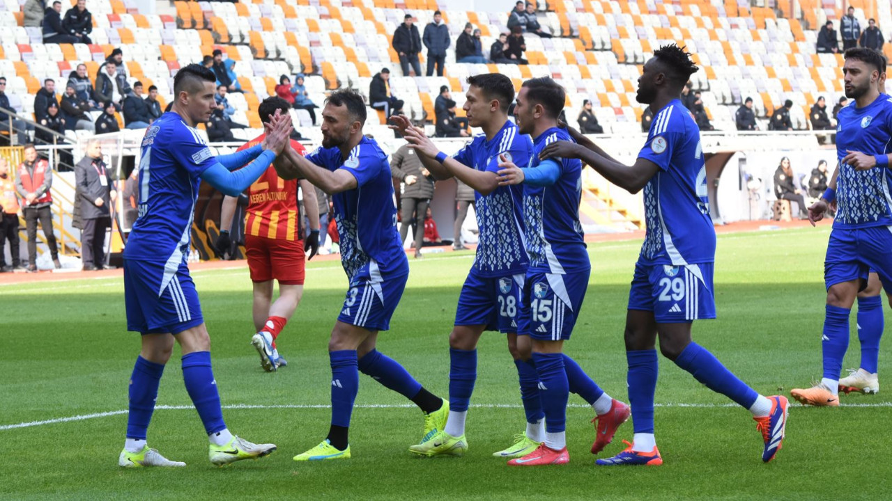 Erzurumspor FK'den 7-0'lık galibiyet