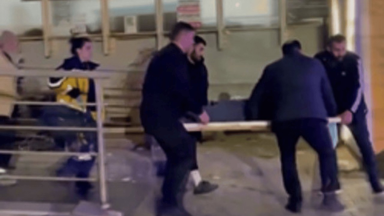 İzmir'de silahlı ve bıçaklı pazar esnafı kavgası: Yaralılar var!