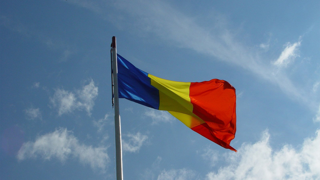 Seçimler iptal edilmişti! Romanya Cumhurbaşkanı istifa etti! romanya seçimleri ne zaman? Romanya haberleri