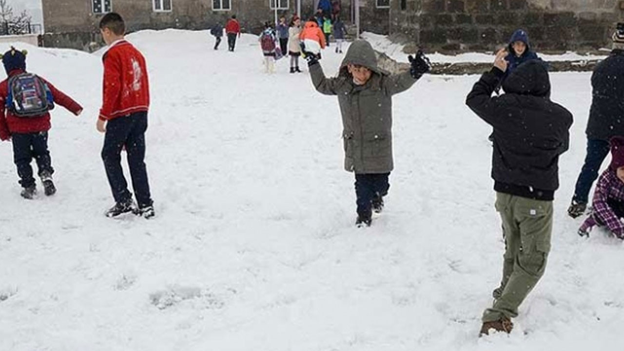 Niğdeli öğrencilere kar tatili müjdesi! Niğde'de okullar tatil edildi