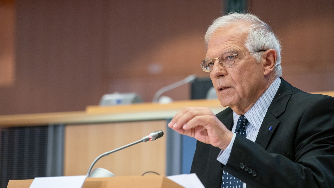 Eski AB Temsilcisi Borrell'den Trump'a karşı boyun eğmeme çağrısı