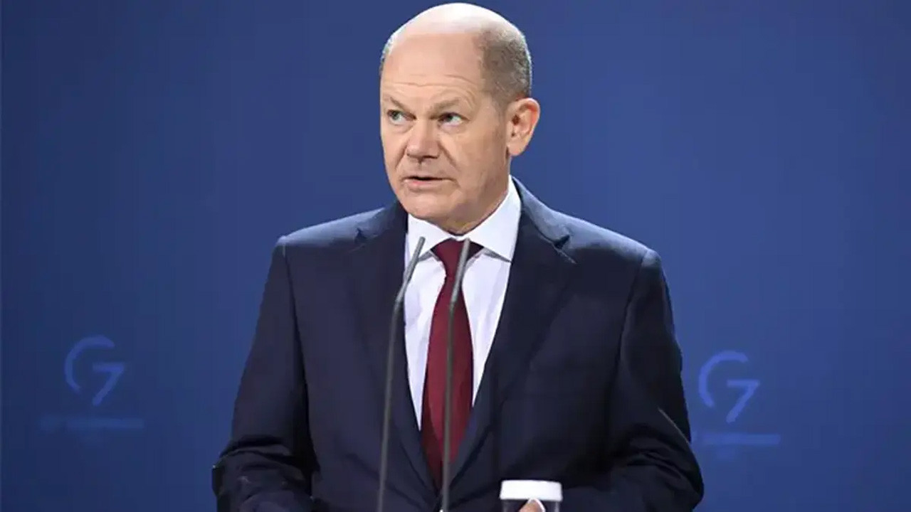 Almanya Başbakanı Scholz'dan ABD Başkan Yardımcısı'na tepki
