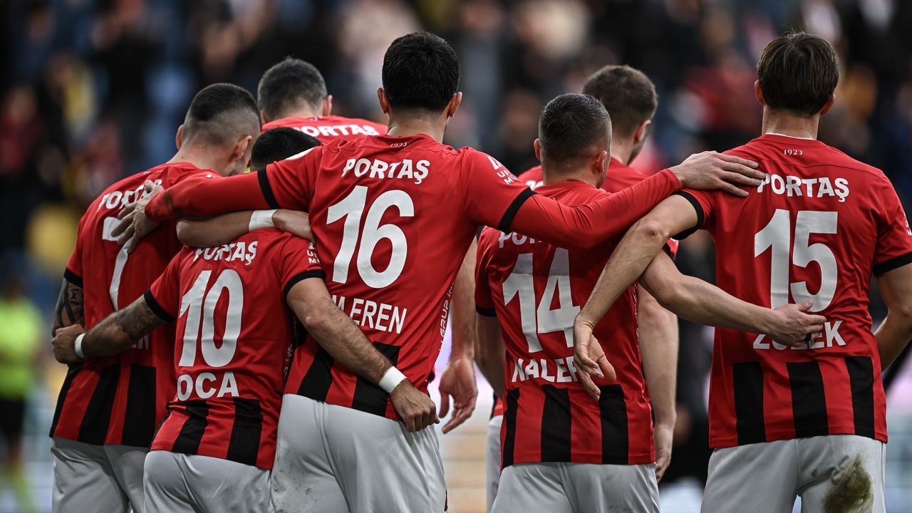 Gençlerbirliği, Pendikspor'u 3-0 mağlup etti