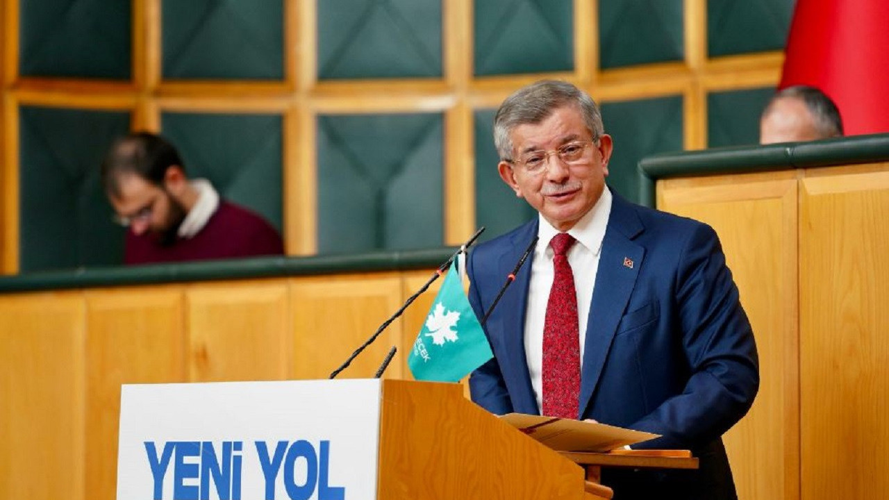 Gelecek Partisi Genel Başkanı Ahmet Davutoğlu HÜDA PAR'a sahip çıktı, CHP'ye yüklendi