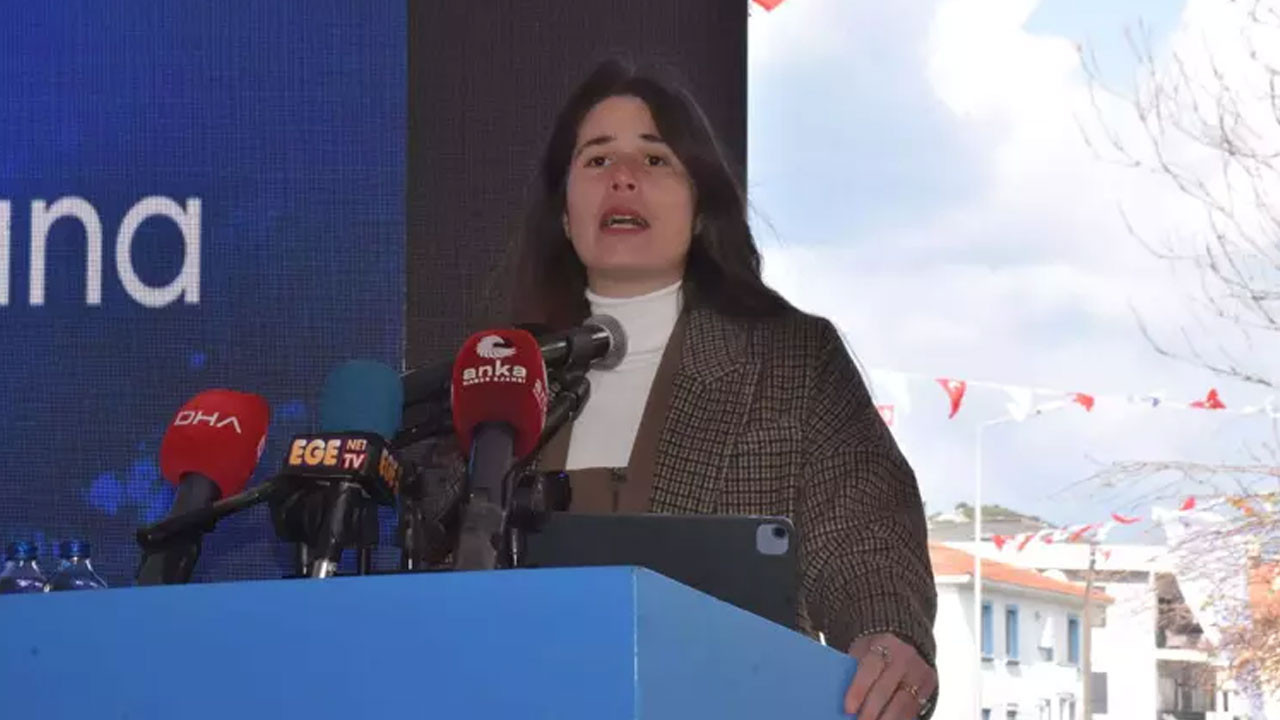 Çeşme'ye ilk doğal gaz verildi!