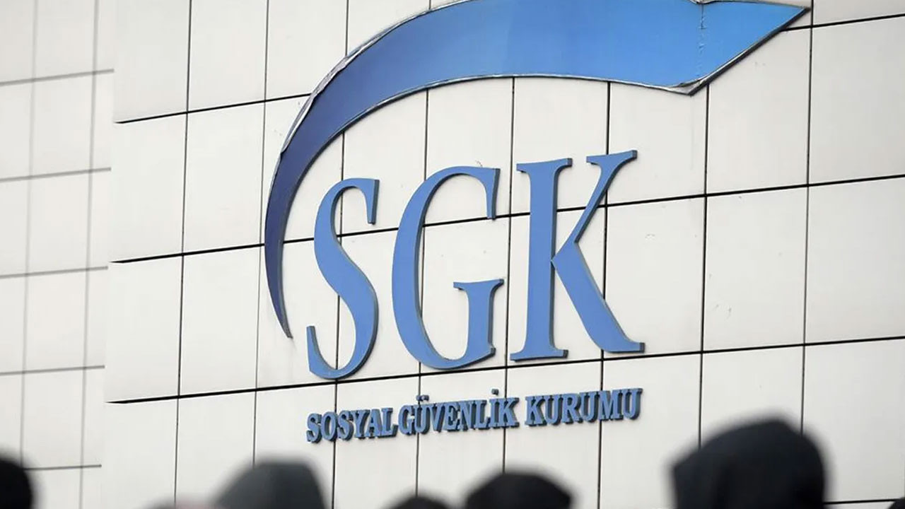 SGK duyurdu: 100 bin kişinin emekliliği yandı