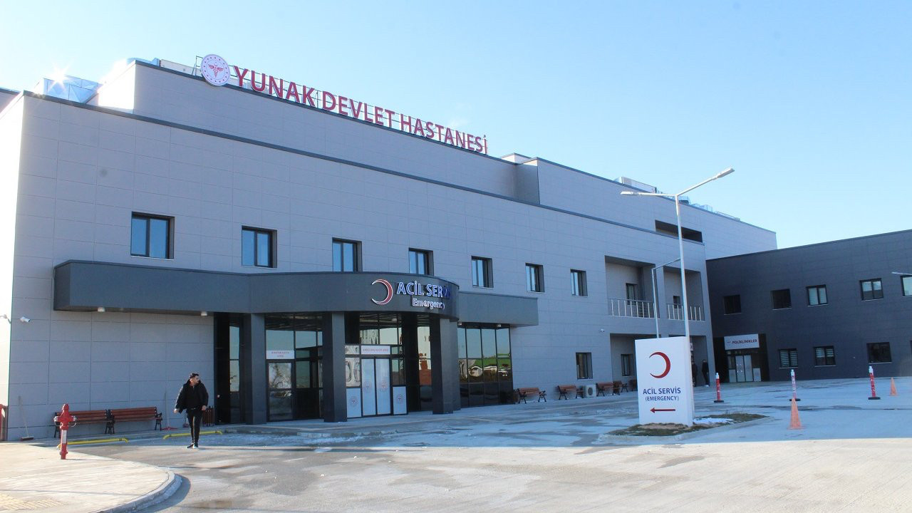 Konya'da Yunak Devlet Hastanesi'nin yeni binası hizmete girdi