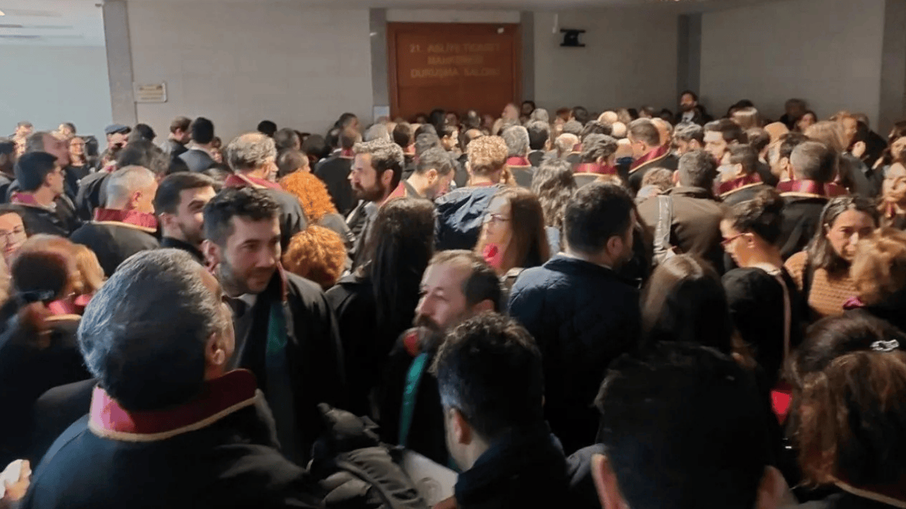 İstanbul Barosu yönetimi 'terör' davasında: Hakim karşısındalar, İstanbul Barosu soruşturma