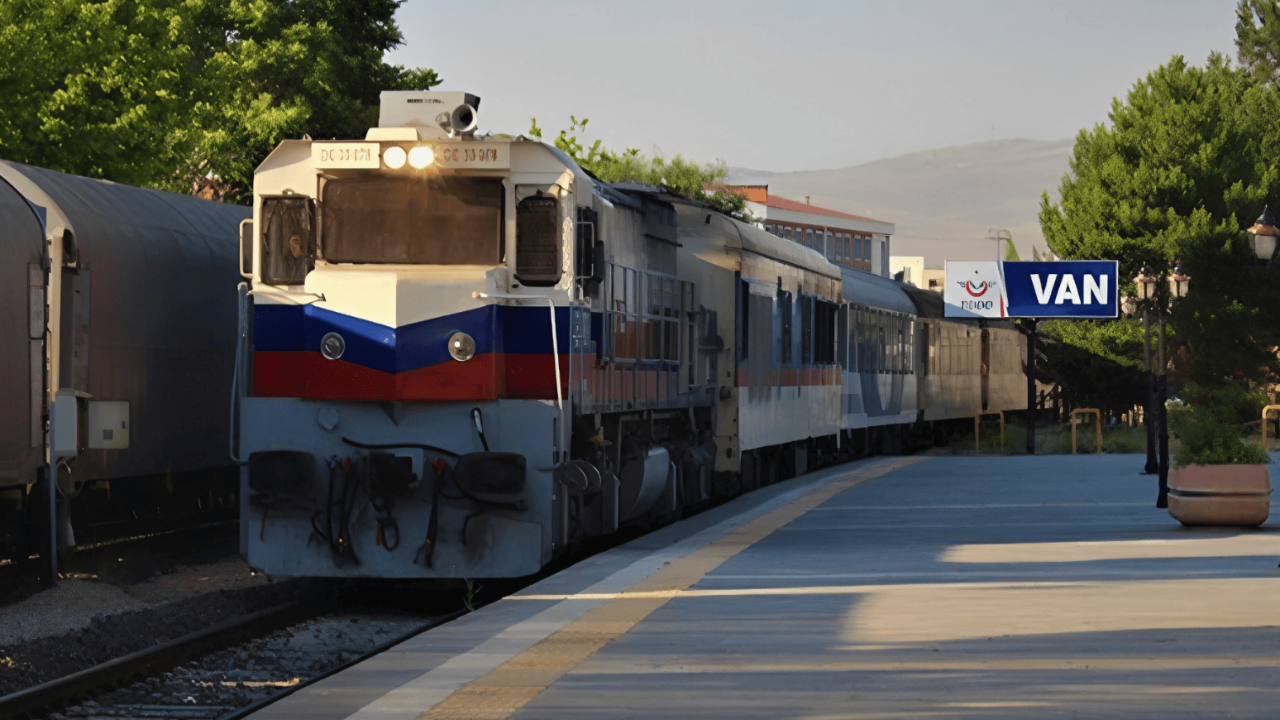 Türkiye'nin demir yolu tecrübesi Asya ve Afrika ülkelerine örnek oldu!