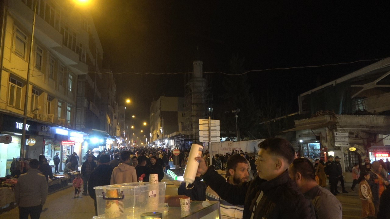 İstiklal Caddesi’ni aratmıyor! Kilis'te görüntülendi