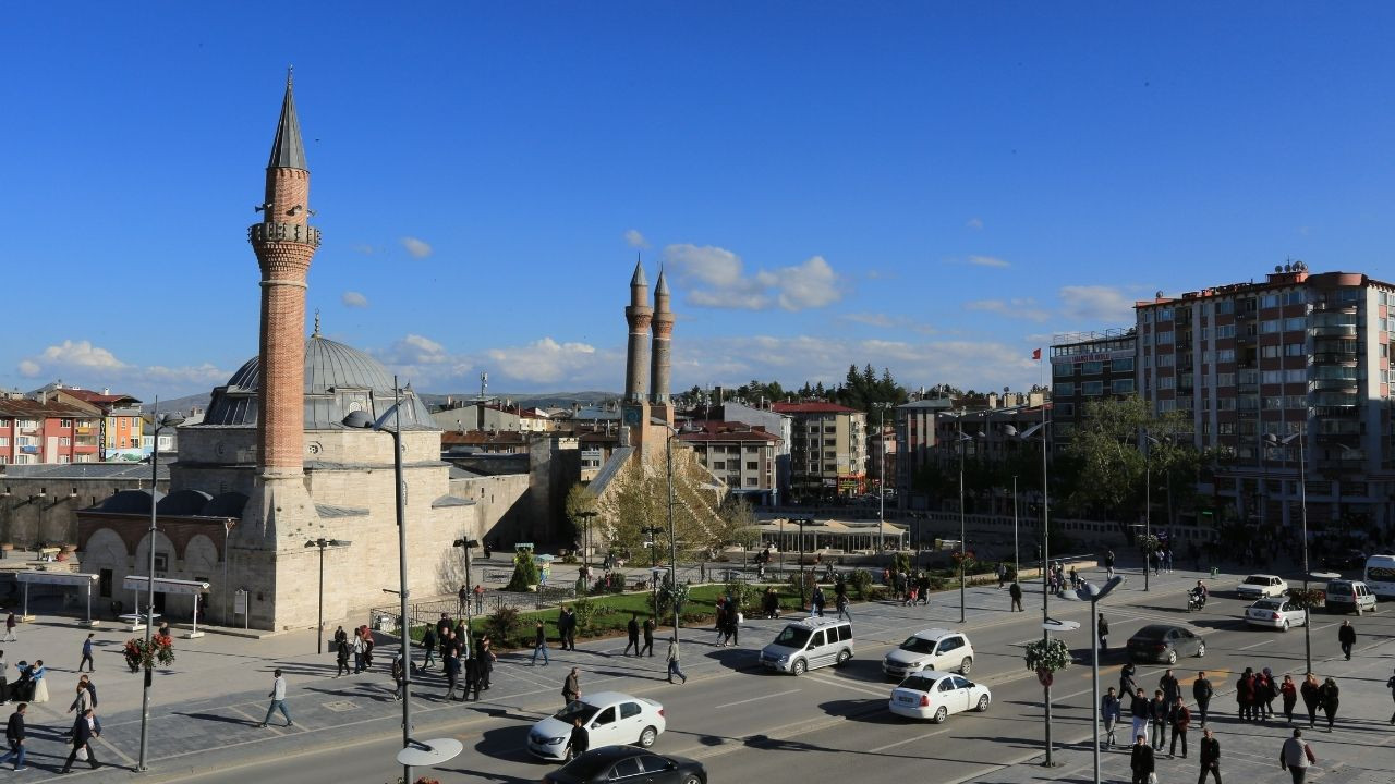 Sivas’ta kadınlar erkekleri geçti! İşte şaşırtan TÜİK verisi