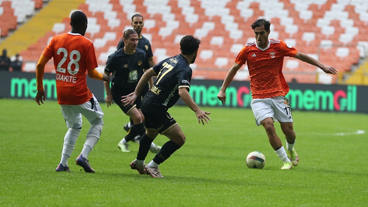 Bandırmaspor - Adanaspor maçı ne zaman? Hangi kanalda?