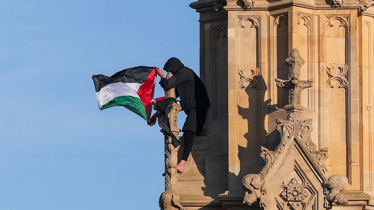 Big Ben'e tırmanıp Filistin bayrağı açmıştı: O protestocu mahkemeye çıkarılacak