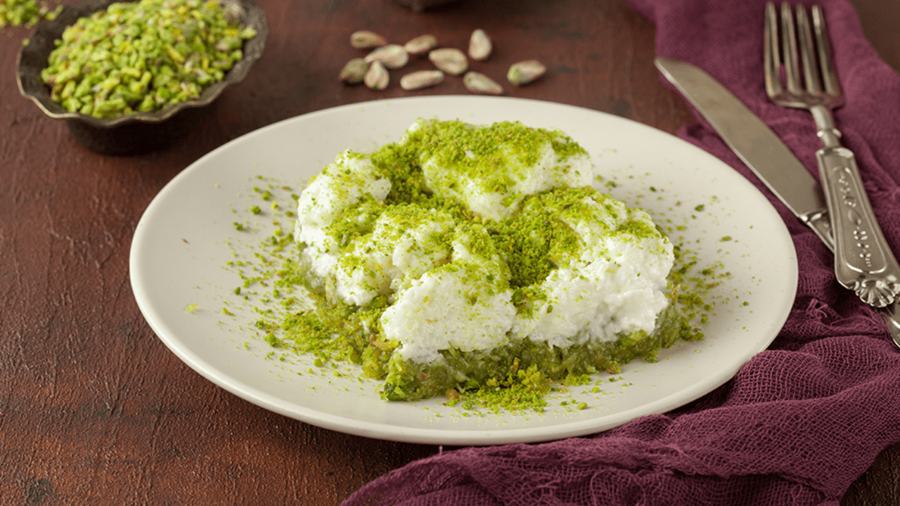 Osmanlı mutfağında her bayram hazırlanırdı: Cennet Çamuru tatlısı...