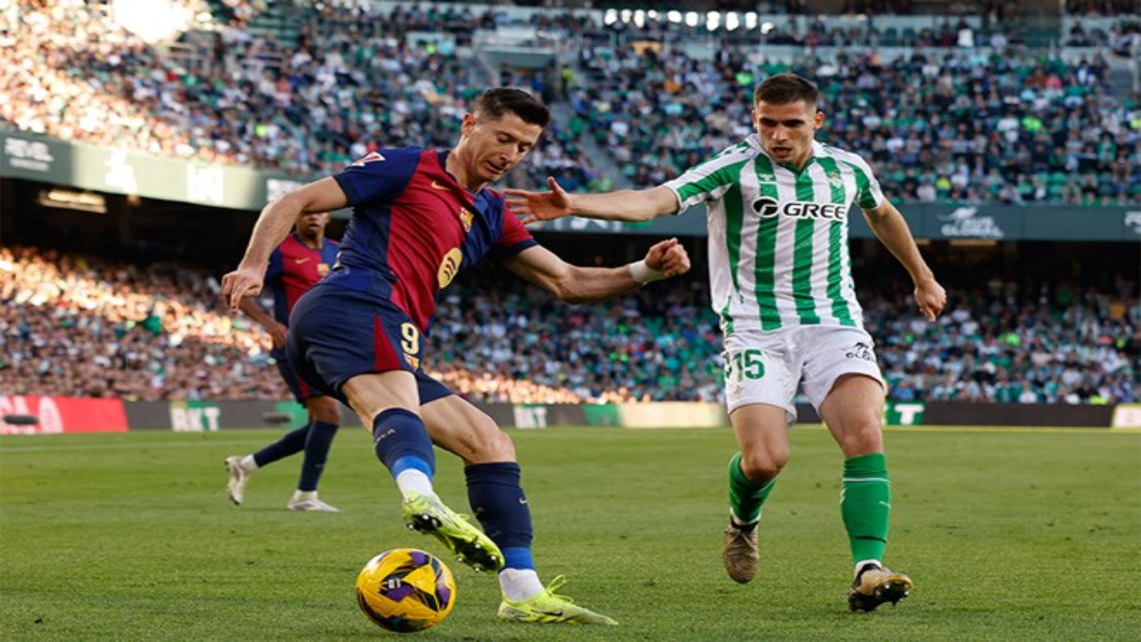 Barcelona - Real Betis ne zaman? Hangi kanalda?