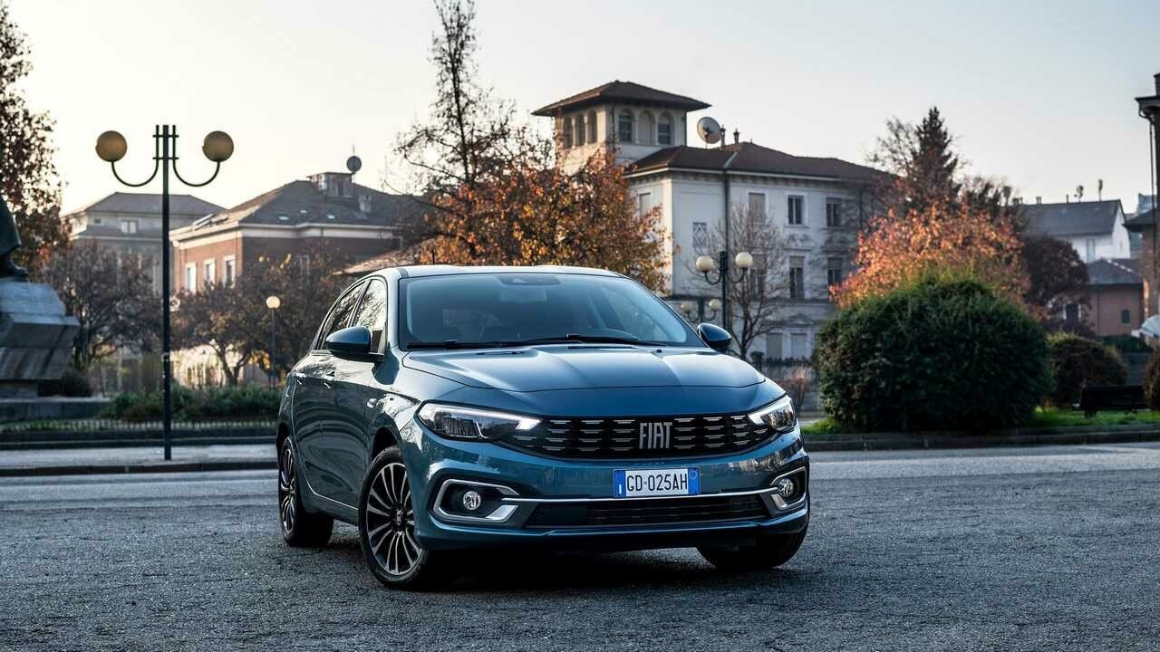 Fiat Egea kiralık araç - WEST Rent A Car