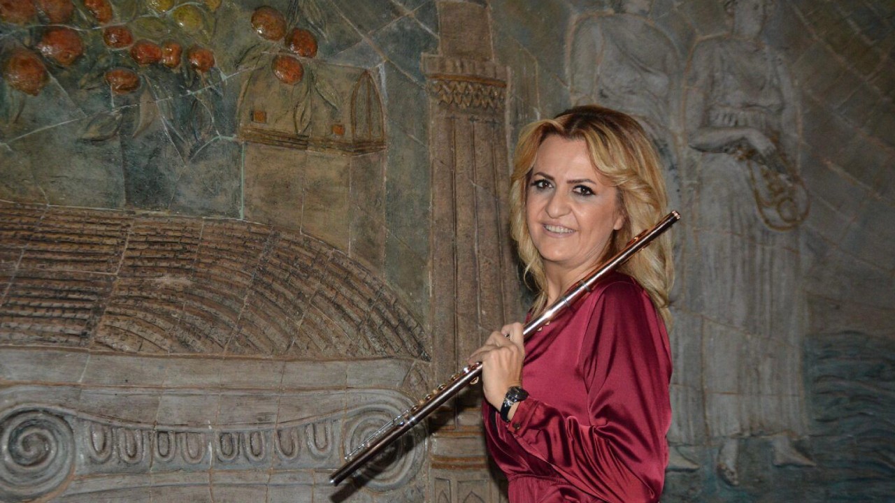 Lelya Bayramoğulları müzik yolculuğunu anlattı: Flütüyle dünyayı büyülüyor