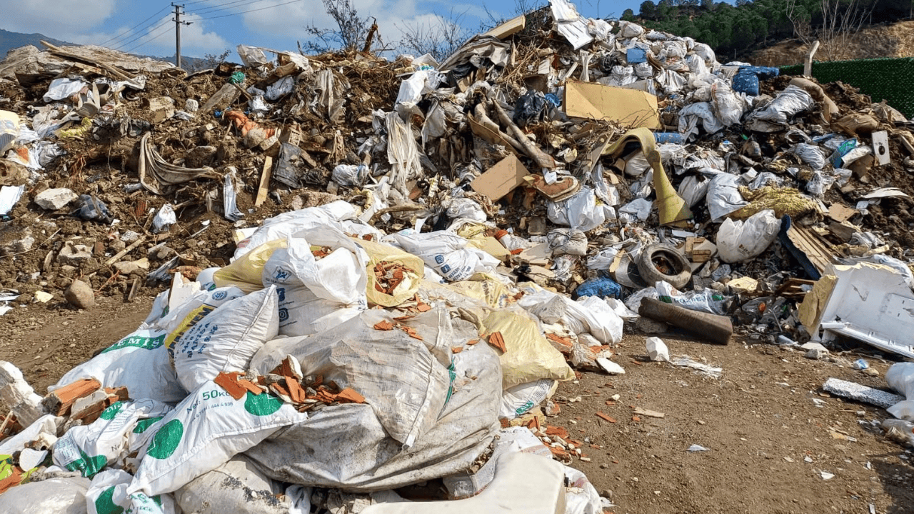 Bakanlık'tan Bayraklı Belediyesi'ne 3.7 milyon TL ceza