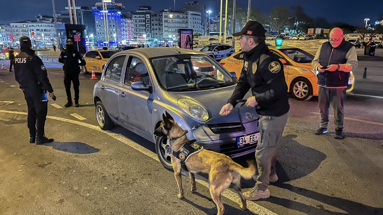 İstanbul polisi 'huzur' uygulaması yaptı