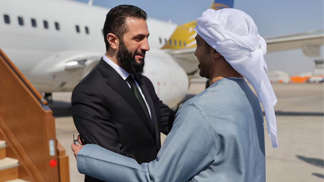 Suriye Cumhurbaşkanı Şara BAE'de! Devlet Başkanı Al Nahyan ile görüştü