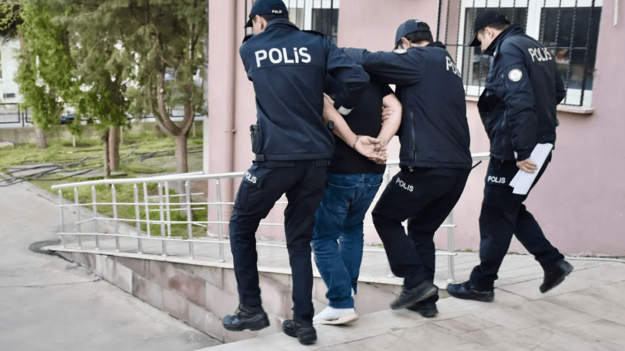 Aydın'da korkunç olay: Bir kişiyi yakıp gasbettiler