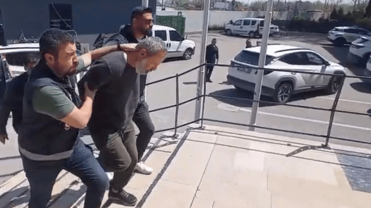 33 farklı aranma kaydı bulunan şüpheli saklandığı adreste bulundu