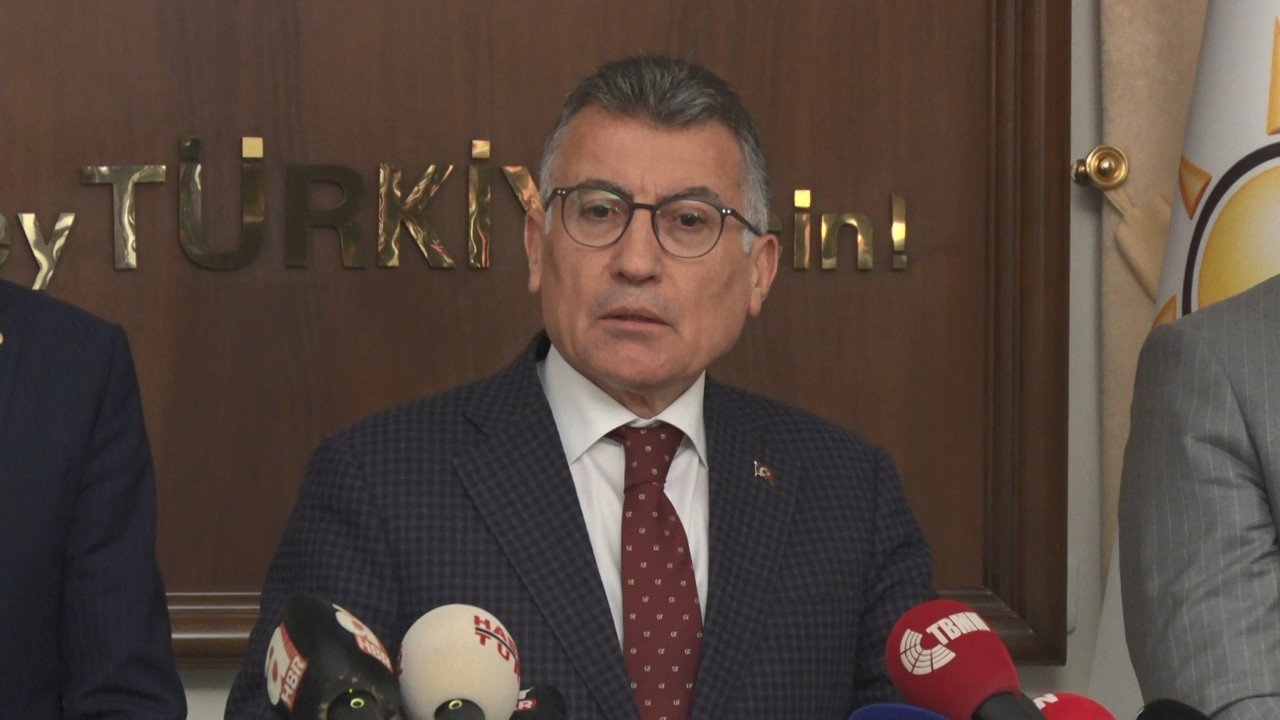 Mecliste 'Can Atalay kararı' tartışması devam ediyor: 'TBMM bu kadar sığ, ciddiyetsiz, garip bir yaklaşımı ilk defa görüyor'