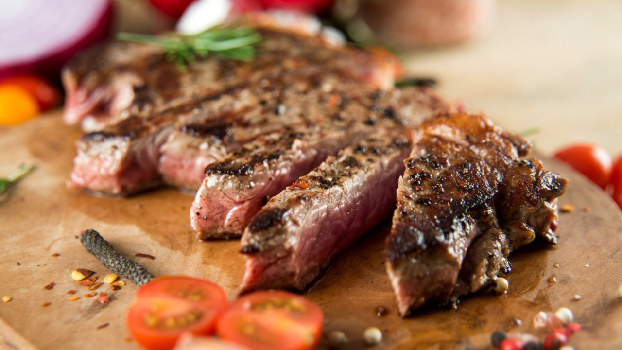 Antalya, Afyon ve Sakarya'da yaşayanlar dikkat! Dana eti diye bakın ne yediriyorlar